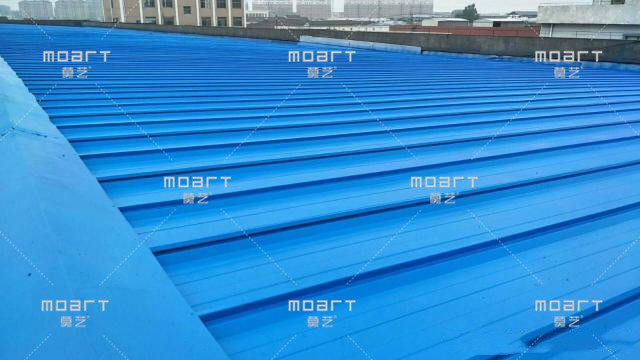 彩鋼瓦翻新專用漆施工現場效果