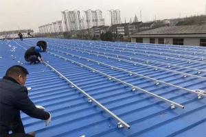 廠房屋面使用彩鋼瓦有哪些優點