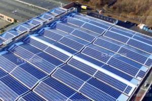 工商業光伏屋面加固|莫藝創能為您打造穩固的光伏發電基石